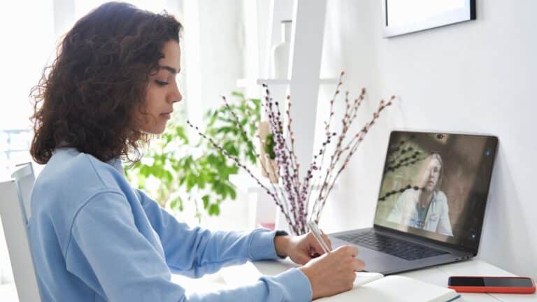 Ciclo Formativo de Grado Superior online de Administración y Finanzas - Formación Profesional con MetaFP